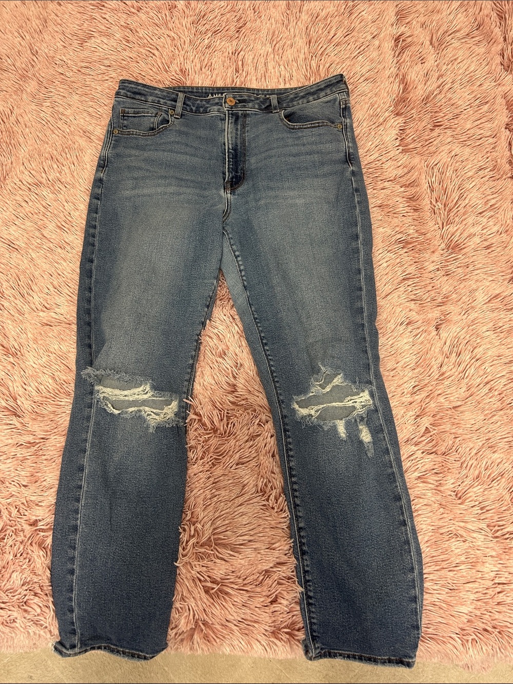 American Eagle Outfitters Distressed Straight-Leg Jeans - Medium Blue
